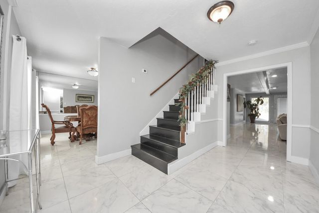 1011 Whitestone Lane, Houston, TX 77073