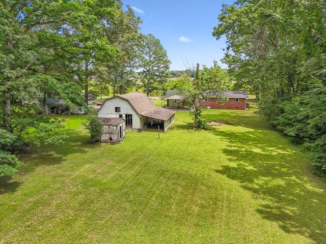 512 New Rock Creek Rd, Tullahoma, TN 37388