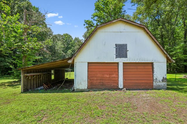 512 New Rock Creek Rd, Tullahoma, TN 37388