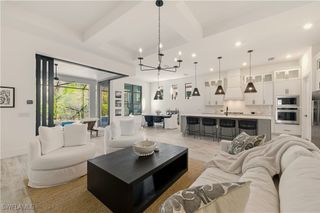 16265 Verilyn CIR, Naples, FL 34110