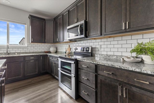 2874 Kegonsa DRIVE, Oconomowoc, WI 53066