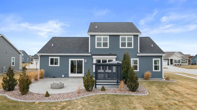 2874 Kegonsa DRIVE, Oconomowoc, WI 53066