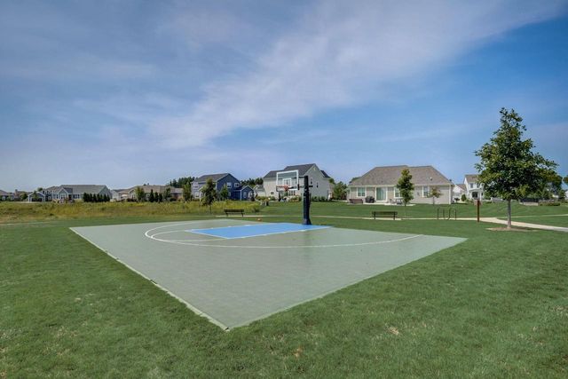 2874 Kegonsa DRIVE, Oconomowoc, WI 53066