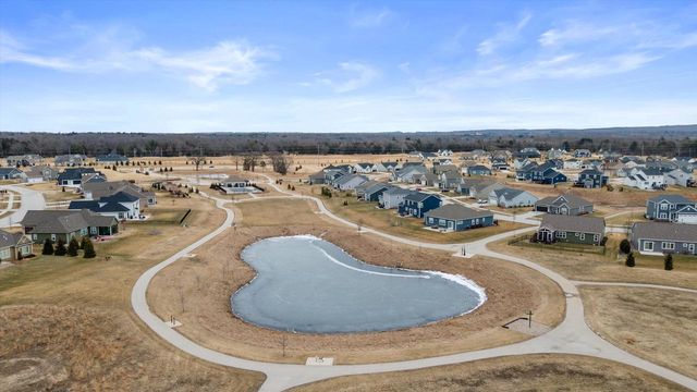 2874 Kegonsa DRIVE, Oconomowoc, WI 53066