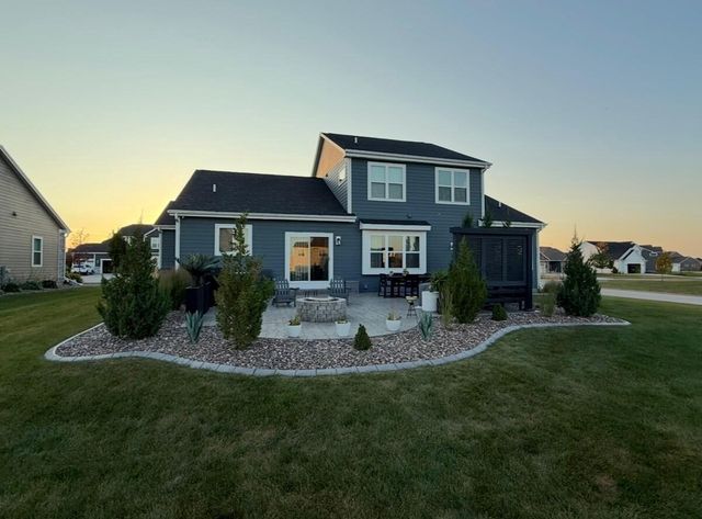 2874 Kegonsa DRIVE, Oconomowoc, WI 53066