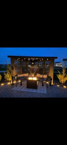 2874 Kegonsa DRIVE, Oconomowoc, WI 53066