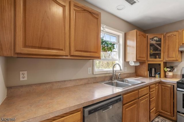 24 Reigler Rd, West Milford Twp., NJ 07421