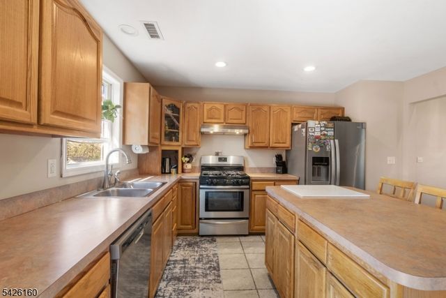 24 Reigler Rd, West Milford Twp., NJ 07421