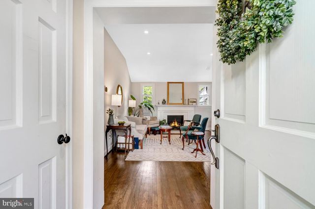 6404 POTOMAC AVE, Alexandria, VA 22307