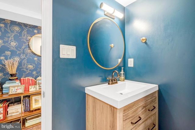 6404 POTOMAC AVE, Alexandria, VA 22307