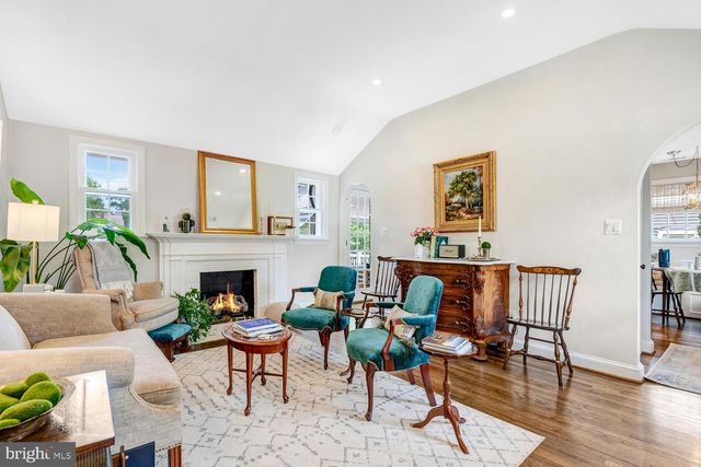 6404 POTOMAC AVE, Alexandria, VA 22307