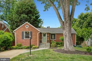 6404 POTOMAC AVE, Alexandria, VA 22307