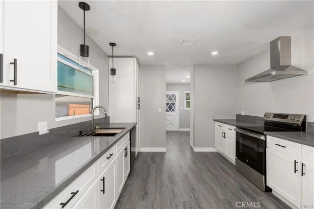 557 E Trenton, San Bernardino, CA 92404