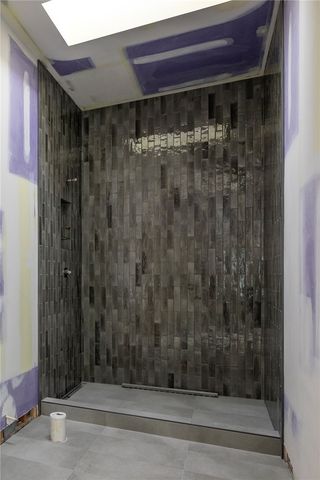 929 NW C Street, Bentonville, AR 72712