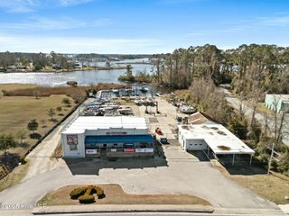 159 Old Bridge Street, Jacksonville, NC 28540
