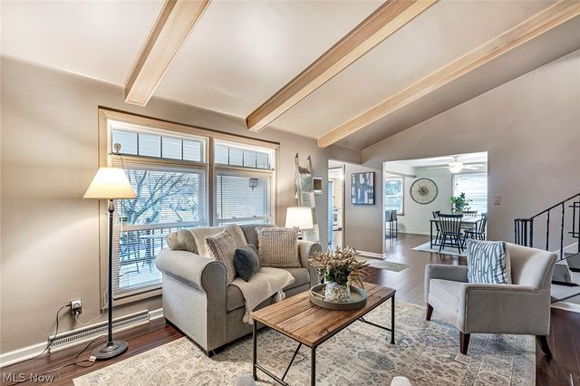 3423 Tall Oaks Lane, Austintown, OH 44511