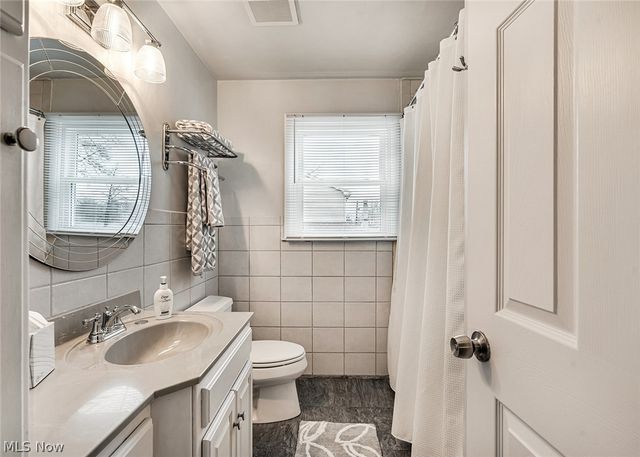 3423 Tall Oaks Lane, Austintown, OH 44511