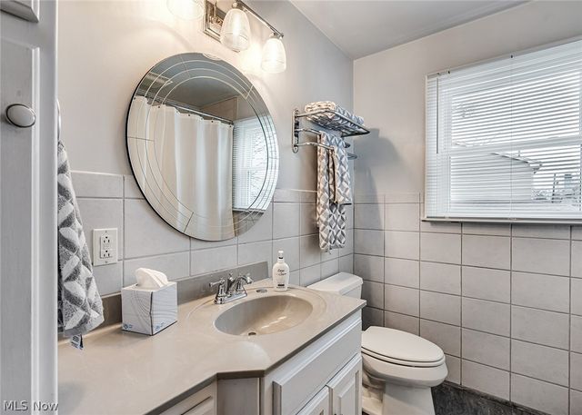 3423 Tall Oaks Lane, Austintown, OH 44511