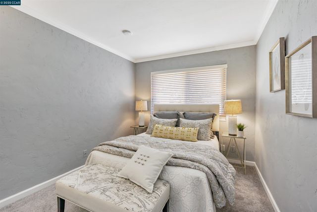 1013 Mohr Ln 2, Concord, CA 94518