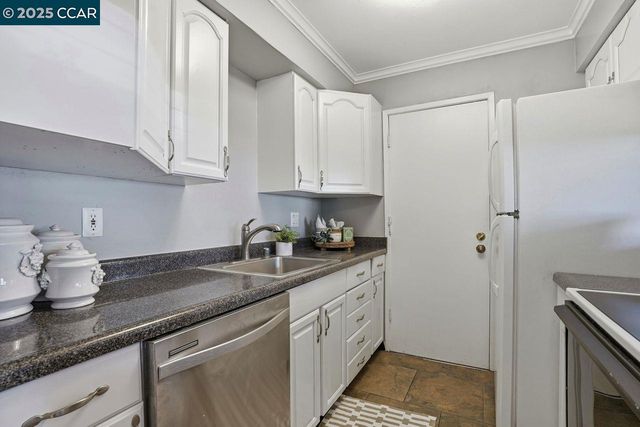 1013 Mohr Ln 2, Concord, CA 94518