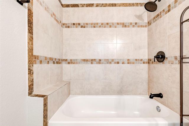 74 Julius ST, Austin, TX 78702
