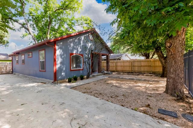 74 Julius ST, Austin, TX 78702