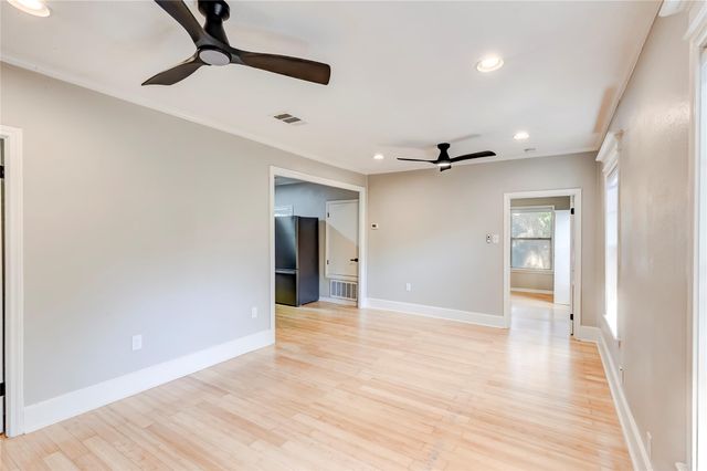 74 Julius ST, Austin, TX 78702