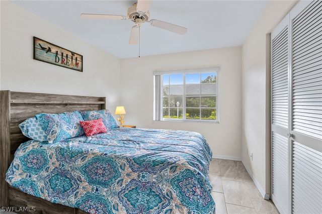 228 Belina DR 5-605, Naples, FL 34104