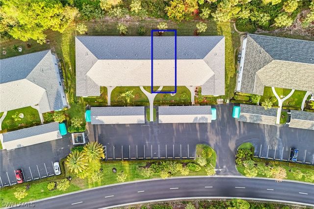 228 Belina DR 5-605, Naples, FL 34104