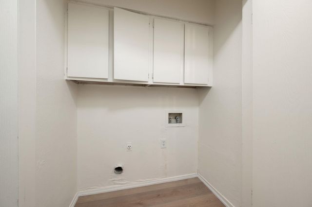 905 Fieldwood DR, Austin, TX 78758