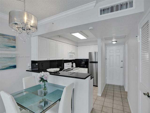 2501 S Ocean Dr 605 (Available), Hollywood, FL 33019