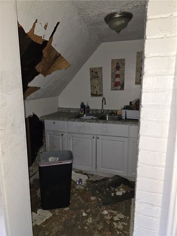 80 Huntington Park, Rochester, NY 14621