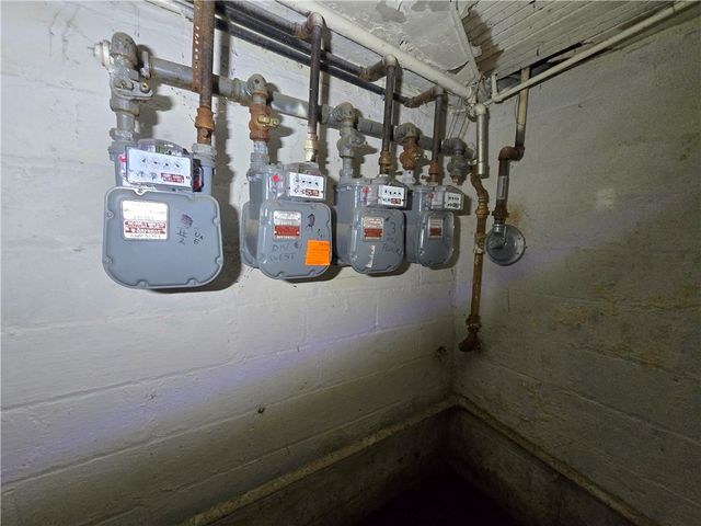 80 Huntington Park, Rochester, NY 14621