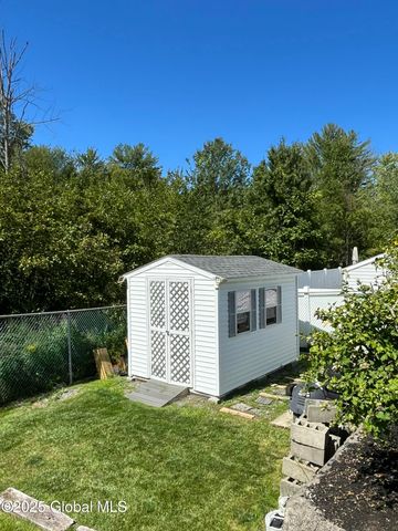 25 S Westcott Road, Rotterdam, NY 12306