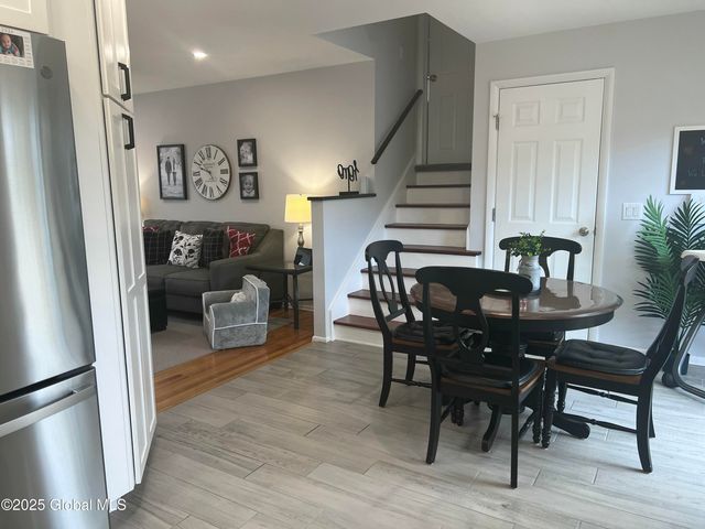 25 S Westcott Road, Rotterdam, NY 12306