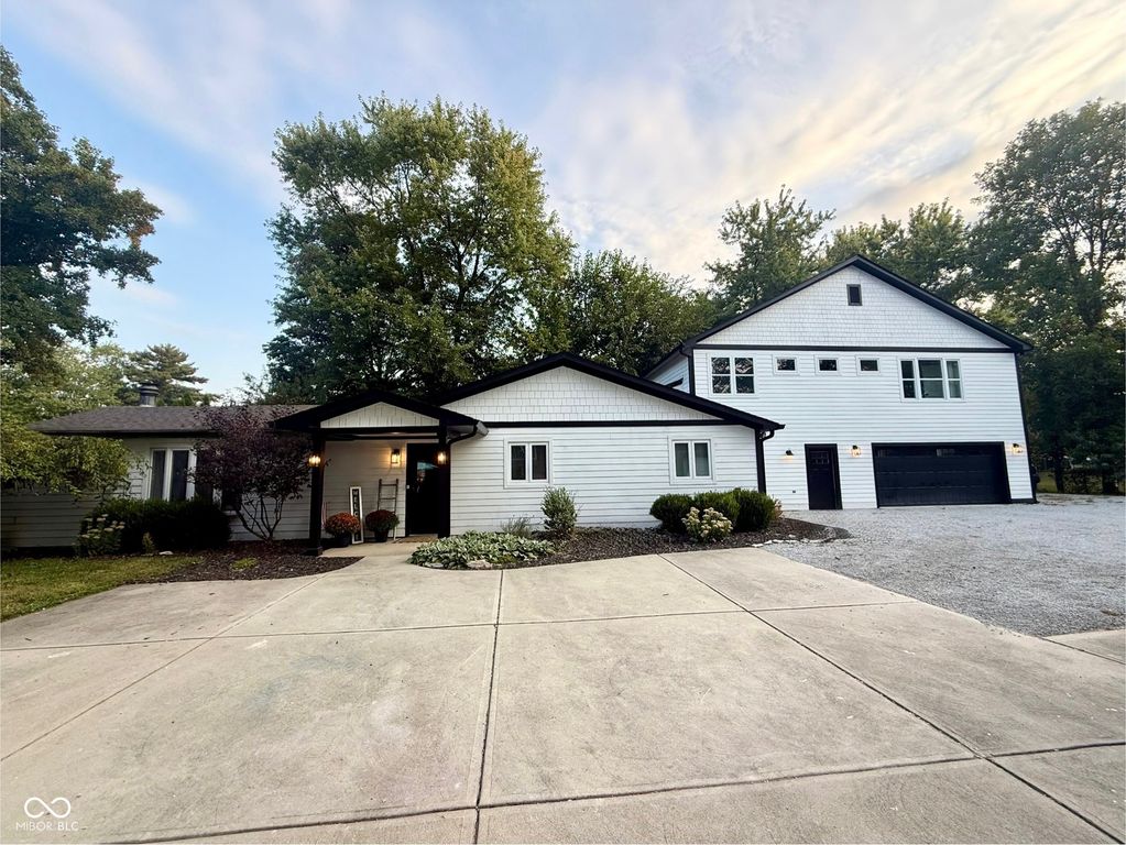 1290 Hideaway Lane, Brownsburg, IN 46112