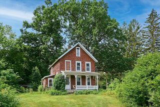 115 S Shelburne Rd, Greenfield, MA 01301
