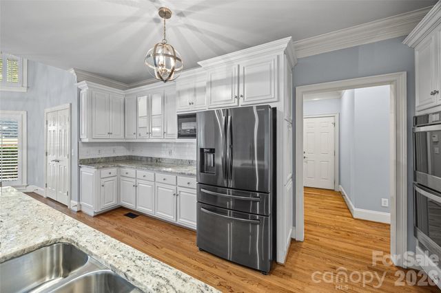 9331 Whispering Wind Drive, Charlotte, NC 28277