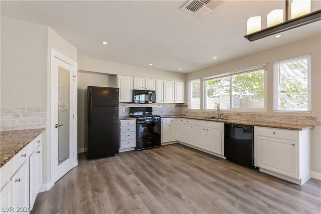 5322 Camden Avenue, Las Vegas, NV 89122