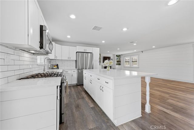 1582 Franklin Avenue, Redlands, CA 92373