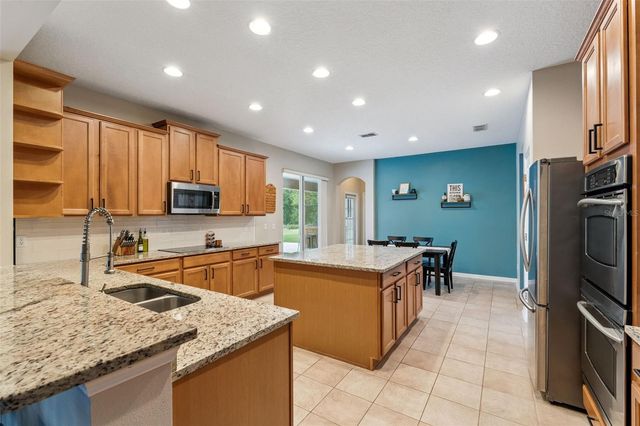 638 ENGLISH LAKE DRIVE, Winter Garden, FL 34787