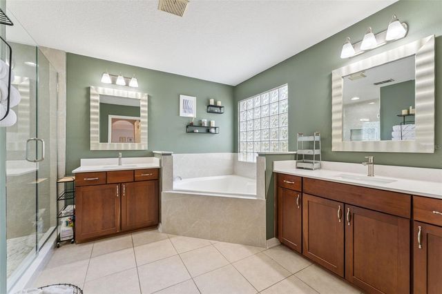 638 ENGLISH LAKE DRIVE, Winter Garden, FL 34787