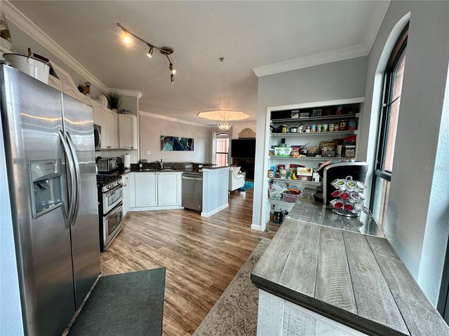 2725 VIA CIPRIANI 730A, Clearwater, FL 33764