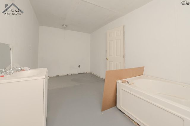430 HUNTINGTON LANE, Wichita County, TX 76306