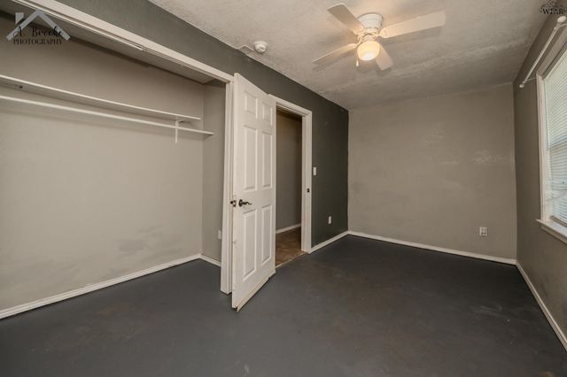 430 HUNTINGTON LANE, Wichita County, TX 76306