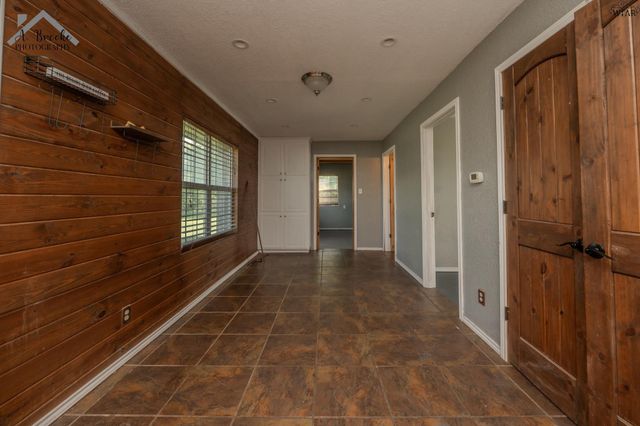 430 HUNTINGTON LANE, Wichita County, TX 76306