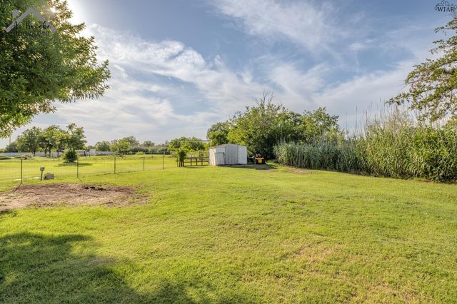 430 HUNTINGTON LANE, Wichita County, TX 76306