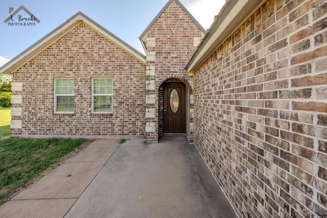 430 HUNTINGTON LANE, Wichita County, TX 76306