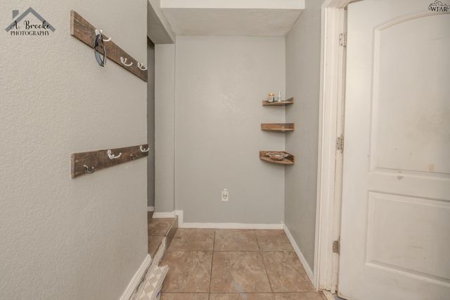 430 HUNTINGTON LANE, Wichita County, TX 76306