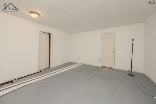 430 HUNTINGTON LANE, Wichita County, TX 76306